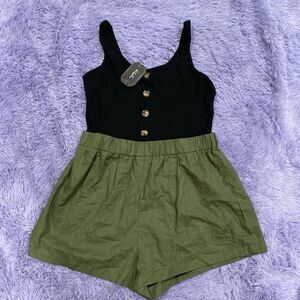 Womens‎ Black and Green Romper size Large